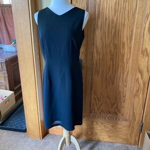 AGB Byer California, women’s size 10, polyester, sleeveless little black dress.